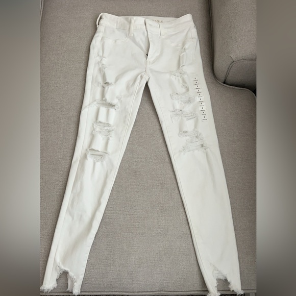 White American Eagle Jeans - Picture 2 of 4